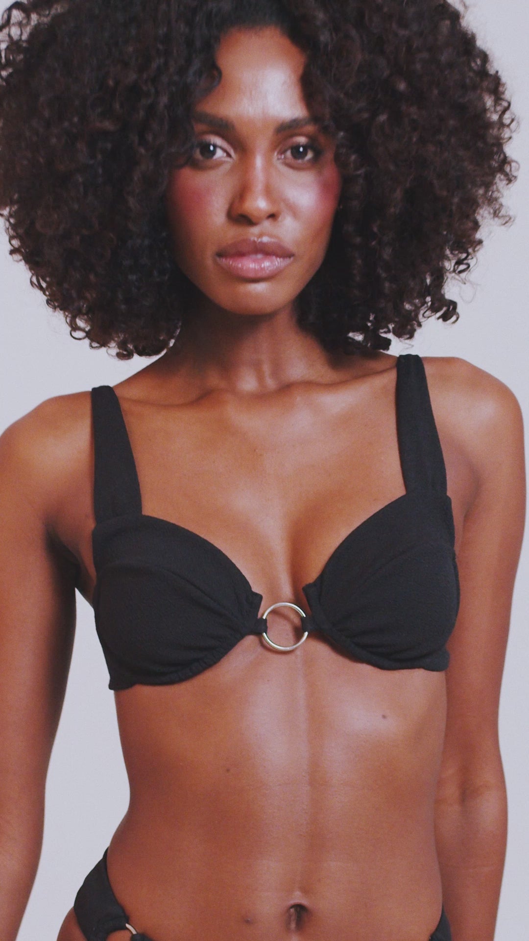 Trend Ripple- Hype Beachwear Black Underwire bikini top